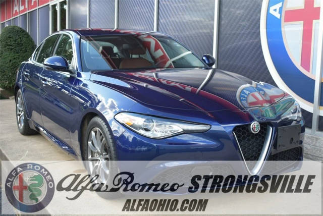 2018 Alfa Romeo Giulia  RWD photo