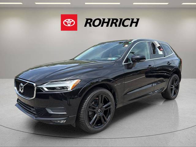 2021 Volvo XC60 Momentum AWD photo