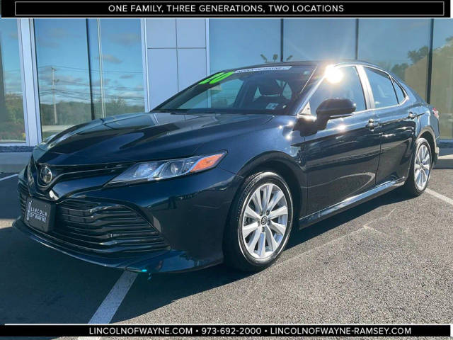 2020 Toyota Camry LE FWD photo