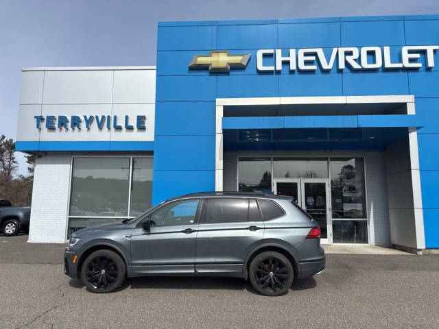 2020 Volkswagen Tiguan SE R-Line Black AWD photo