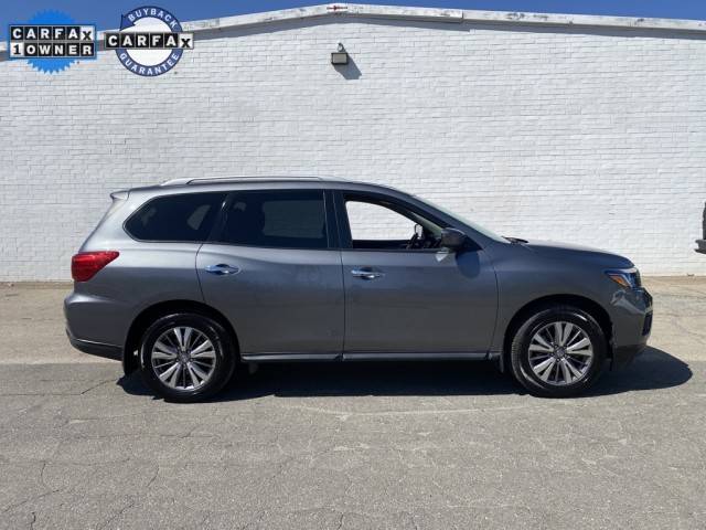 2020 Nissan Pathfinder SV 4WD photo