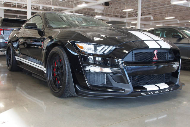 2020 Ford Mustang Shelby GT500 RWD photo