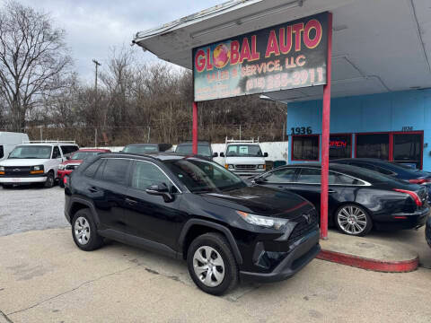 2021 Toyota RAV4 LE AWD photo