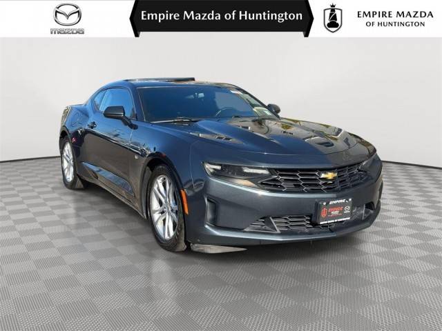 2021 Chevrolet Camaro 1LS RWD photo