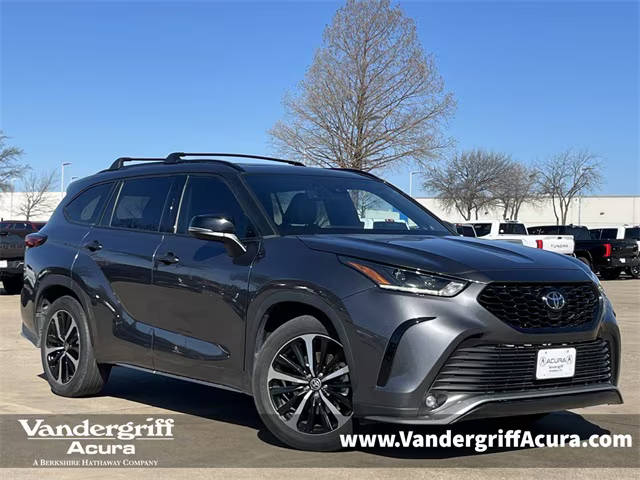 2021 Toyota Highlander XSE FWD photo