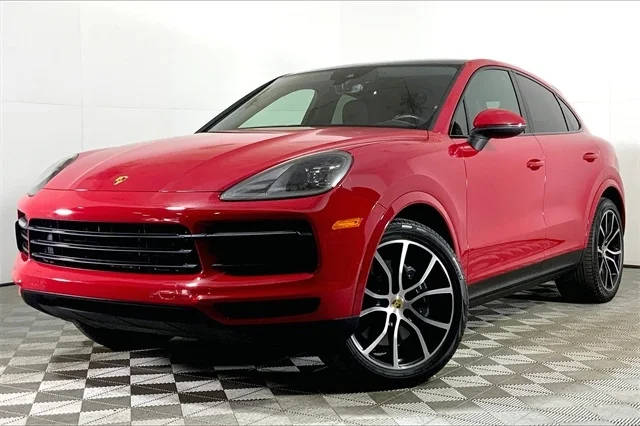 2021 Porsche Cayenne Coupe  AWD photo