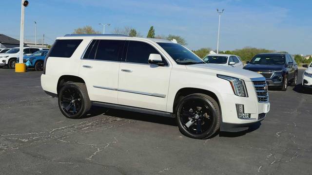 2019 Cadillac Escalade Platinum 4WD photo