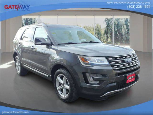 2017 Ford Explorer XLT 4WD photo