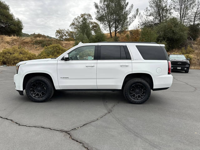 2019 GMC Yukon SLT RWD photo