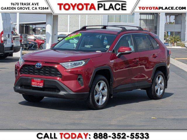 2021 Toyota RAV4 Hybrid XLE Premium AWD photo