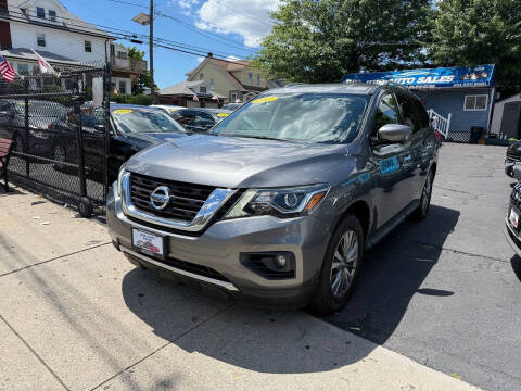 2019 Nissan Pathfinder SL 4WD photo