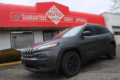 2016 Jeep Cherokee Latitude FWD photo