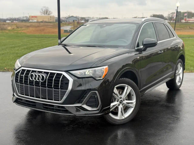 2021 Audi Q3 S line Premium AWD photo