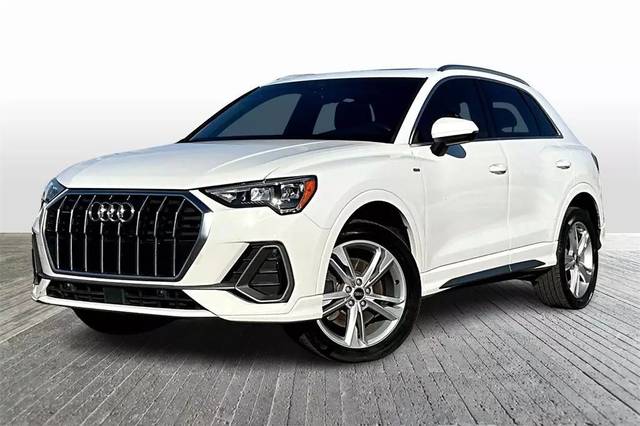 2021 Audi Q3 S line Premium AWD photo