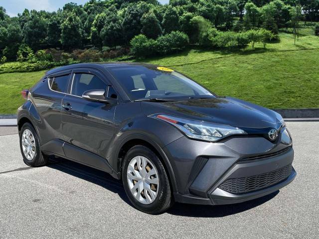 2020 Toyota C-HR LE FWD photo