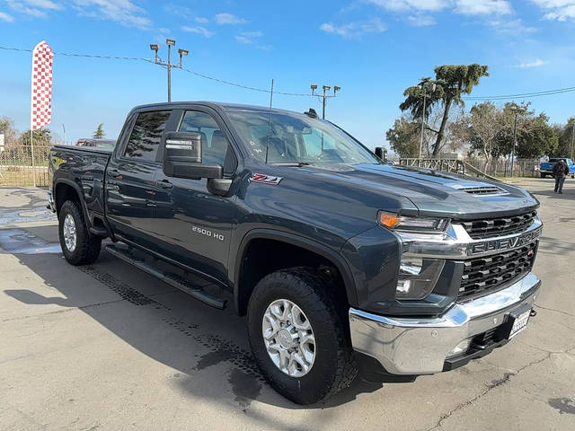 2020 Chevrolet Silverado 2500HD LT 4WD photo