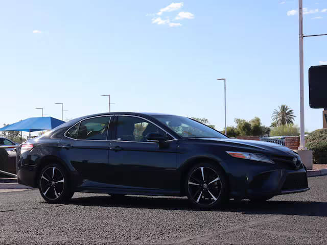 2020 Toyota Camry XSE FWD photo