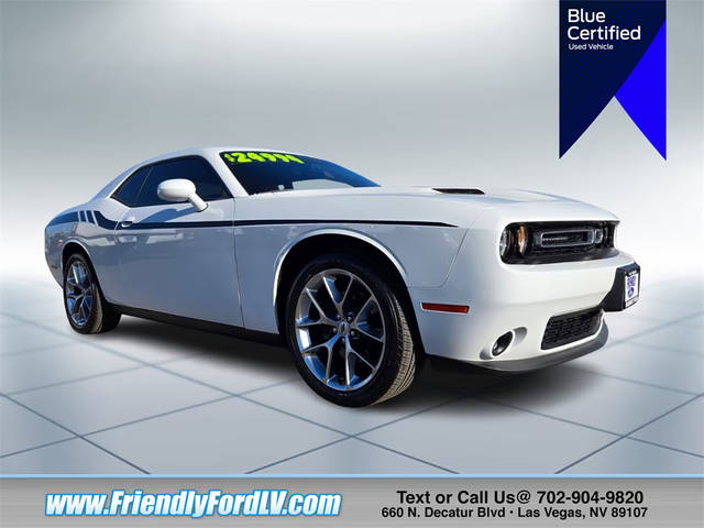 2020 Dodge Challenger SXT RWD photo