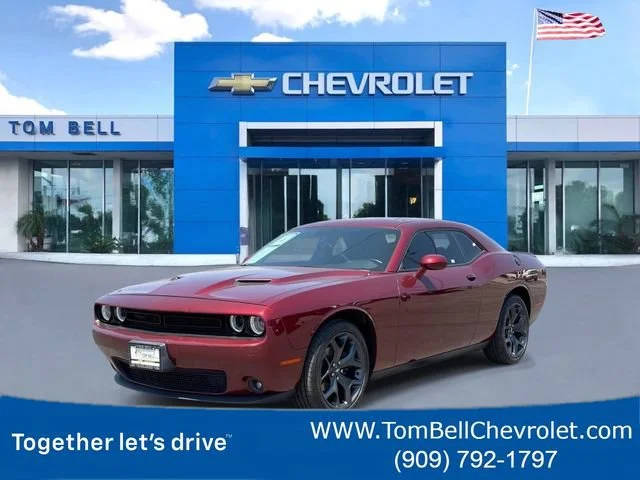 2020 Dodge Challenger SXT RWD photo