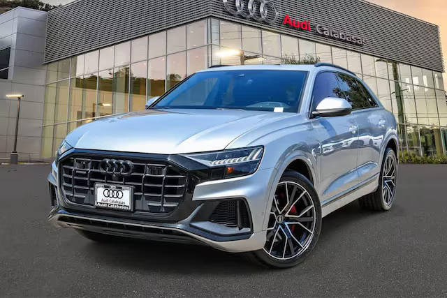 2021 Audi Q8 Premium Plus AWD photo