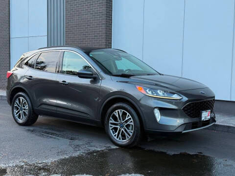 2020 Ford Escape SEL AWD photo