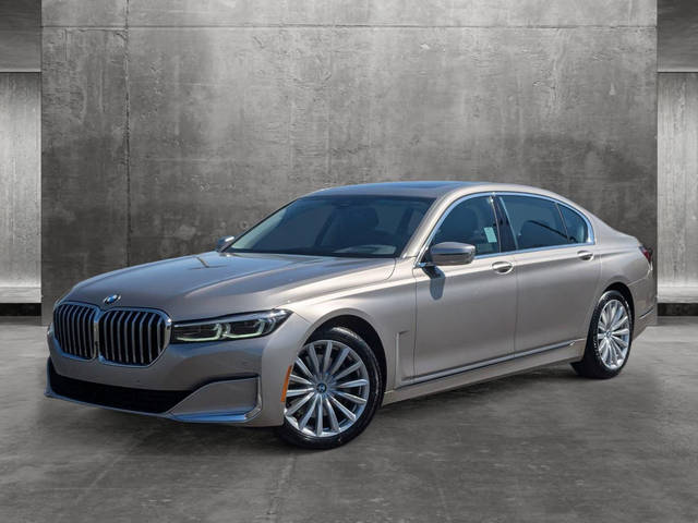 2021 BMW 7 Series 740i RWD photo