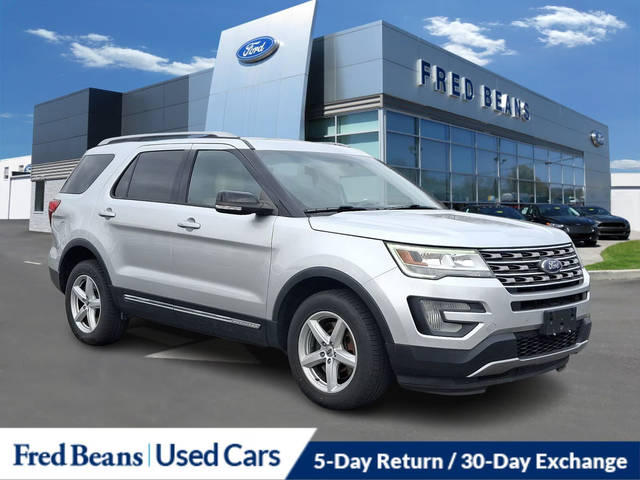 2017 Ford Explorer XLT 4WD photo