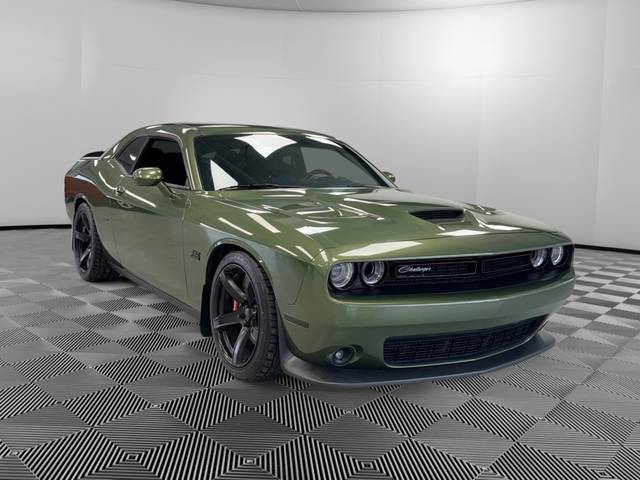 2020 Dodge Challenger R/T Scat Pack RWD photo