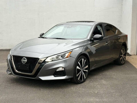 2020 Nissan Altima 2.5 SR AWD photo