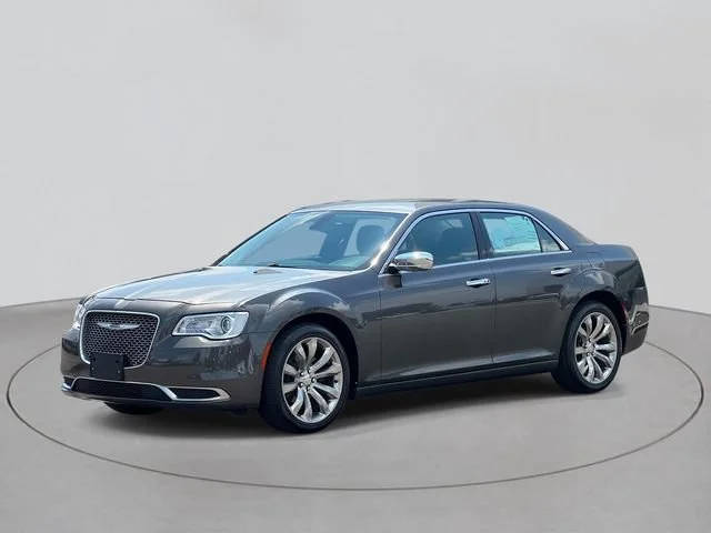 2020 Chrysler 300 Touring RWD photo