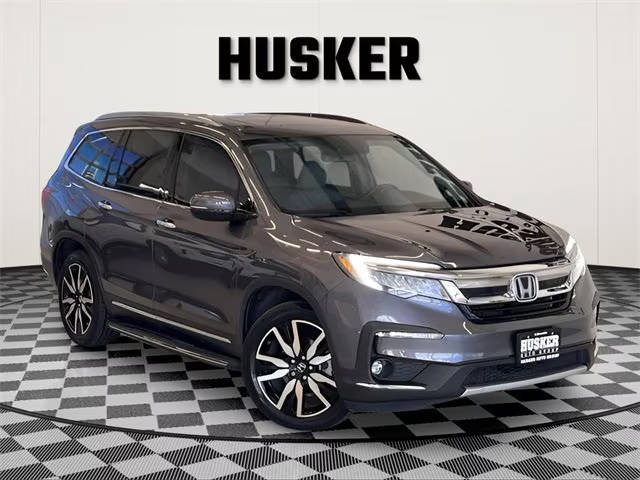 2021 Honda Pilot Touring 7-Passenger FWD photo