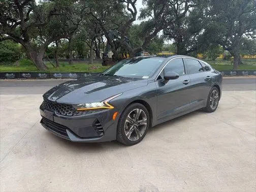 2021 Kia K5 EX FWD photo