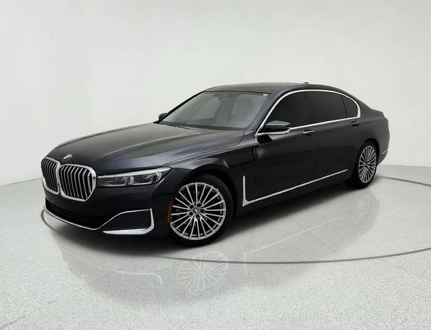 2021 BMW 7 Series 740i RWD photo