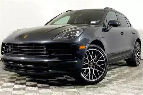 2020 Porsche Macan S AWD photo