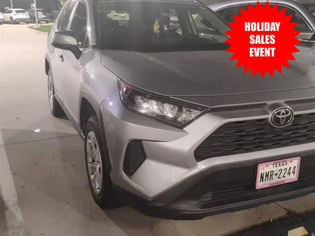 2019 Toyota RAV4 LE AWD photo