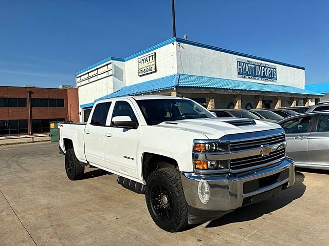 2018 Chevrolet Silverado 2500HD LT 4WD photo