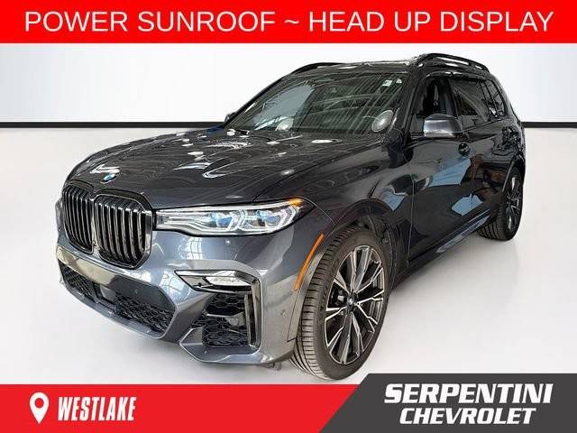 2021 BMW X7 M50i AWD photo