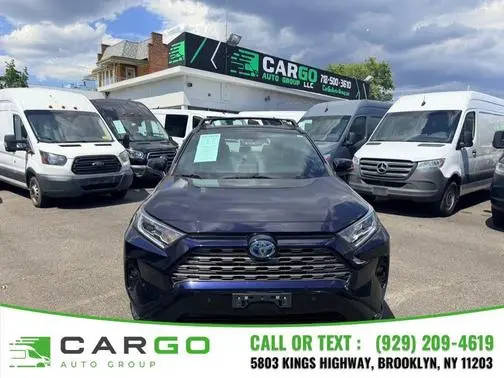 2021 Toyota RAV4 Hybrid XSE AWD photo