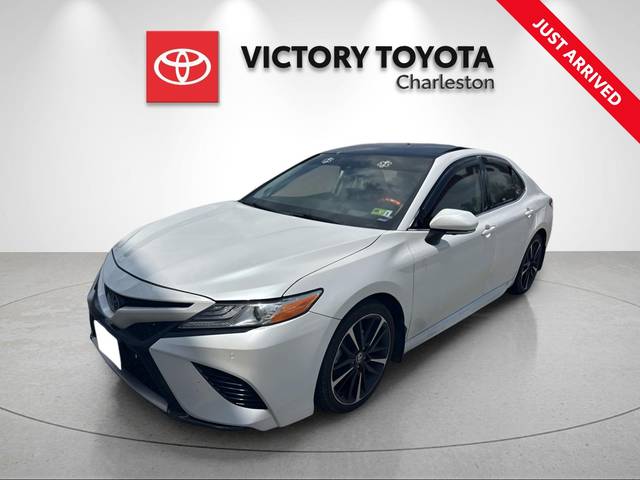 2020 Toyota Camry XSE FWD photo