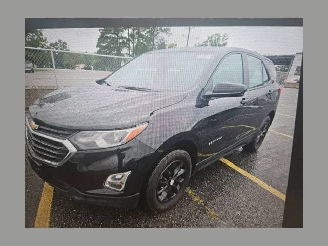 2020 Chevrolet Equinox LS AWD photo