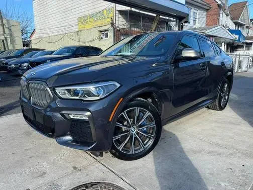 2021 BMW X6 M50i AWD photo