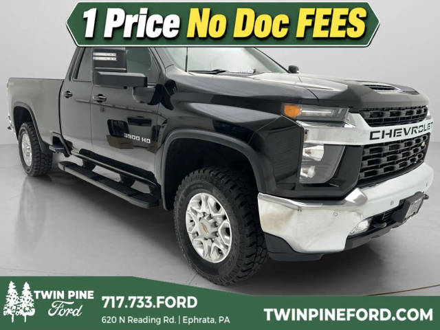 2021 Chevrolet Silverado 3500HD LT 4WD photo
