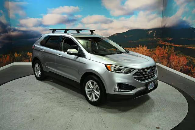 2020 Ford Edge SEL AWD photo