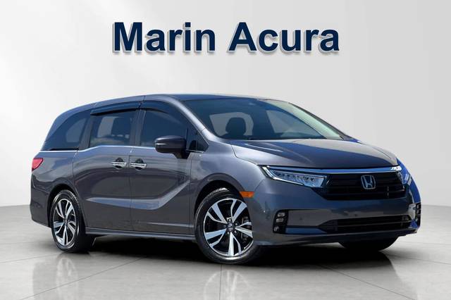2021 Honda Odyssey Touring FWD photo