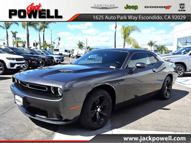 2020 Dodge Challenger SXT RWD photo