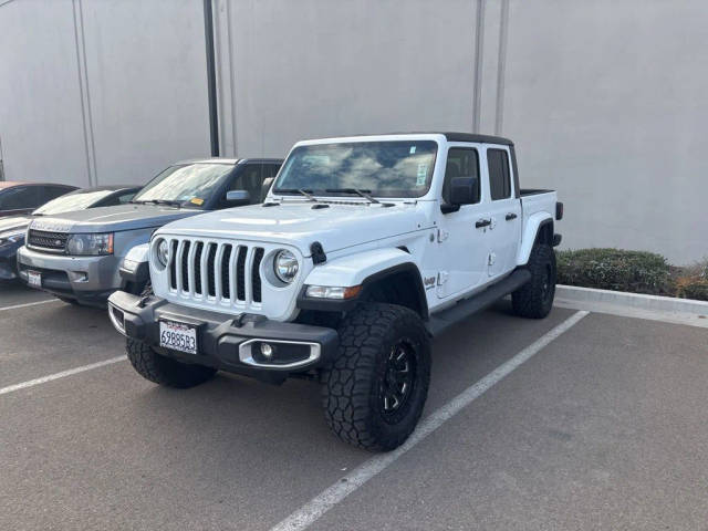 2021 Jeep Gladiator Overland 4WD photo