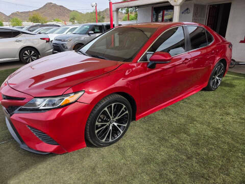 2019 Toyota Camry SE FWD photo