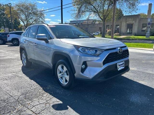 2021 Toyota RAV4 XLE AWD photo