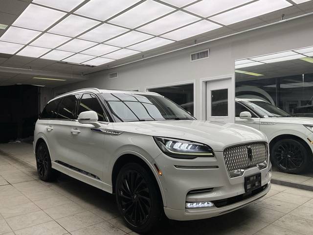 2021 Lincoln Aviator Reserve AWD photo