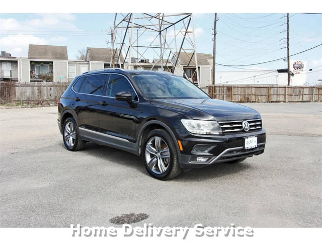 2021 Volkswagen Tiguan SEL FWD photo